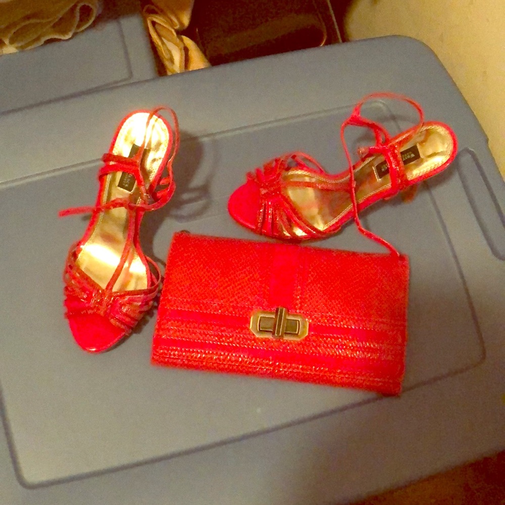 Strappy sandals/matching hot pink evening bad